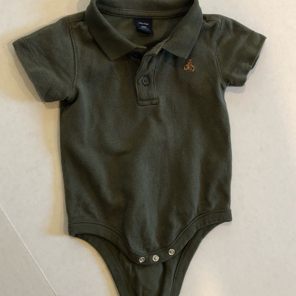 BABY GAP olive green one piece short sleeve